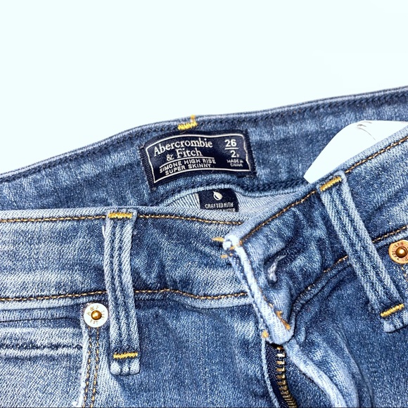 Abercrombie and Fitch High Rise Jeans - Picture 8 of 9
